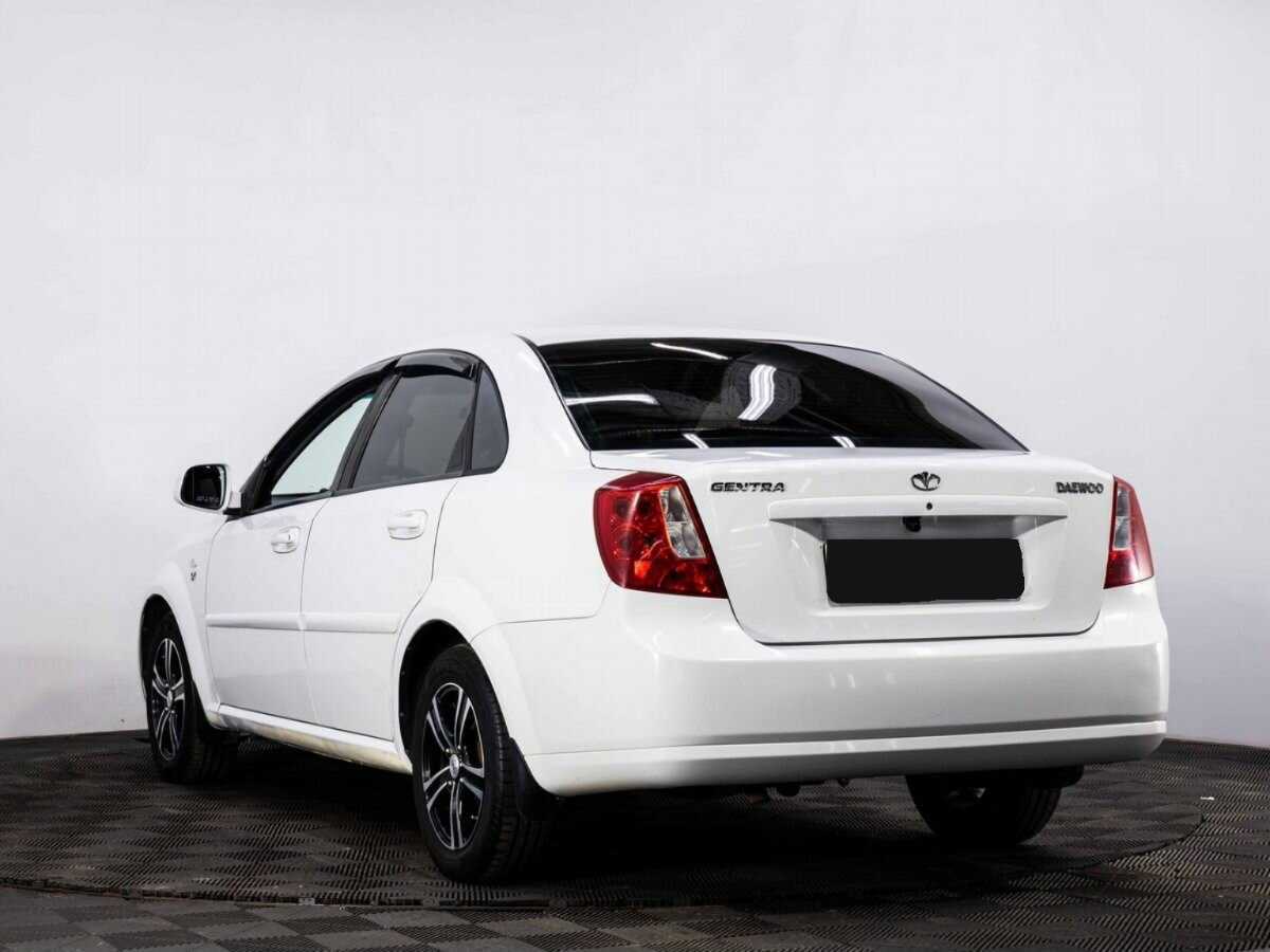 Daewoo Gentra 2013 года с пробегом. Фото: #3