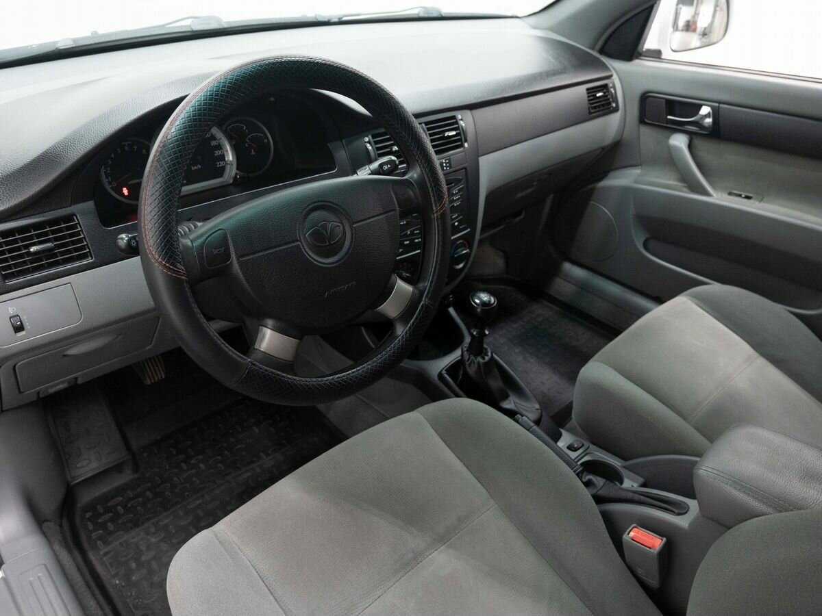 Daewoo Gentra 2013 года с пробегом. Фото: #7