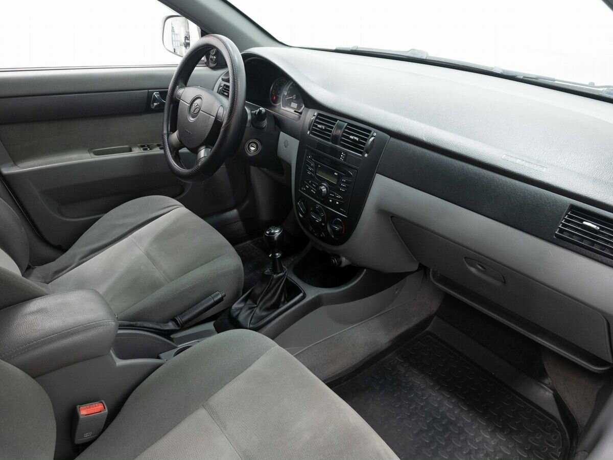 Daewoo Gentra 2013 года с пробегом. Фото: #11