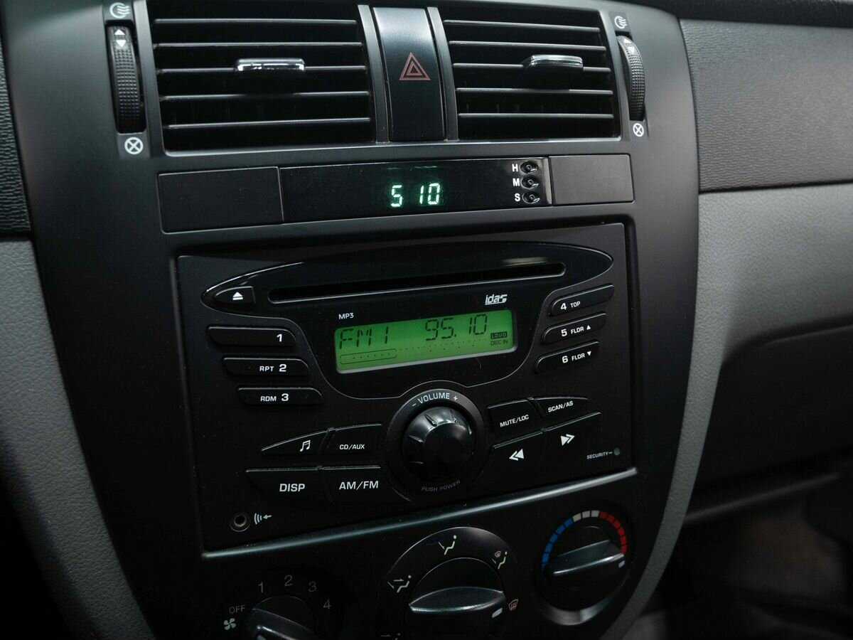 Daewoo Gentra 2013 года с пробегом. Фото: #17