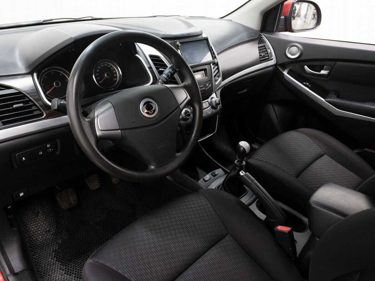 SsangYong Actyon 2013 года с пробегом. Фото: #8