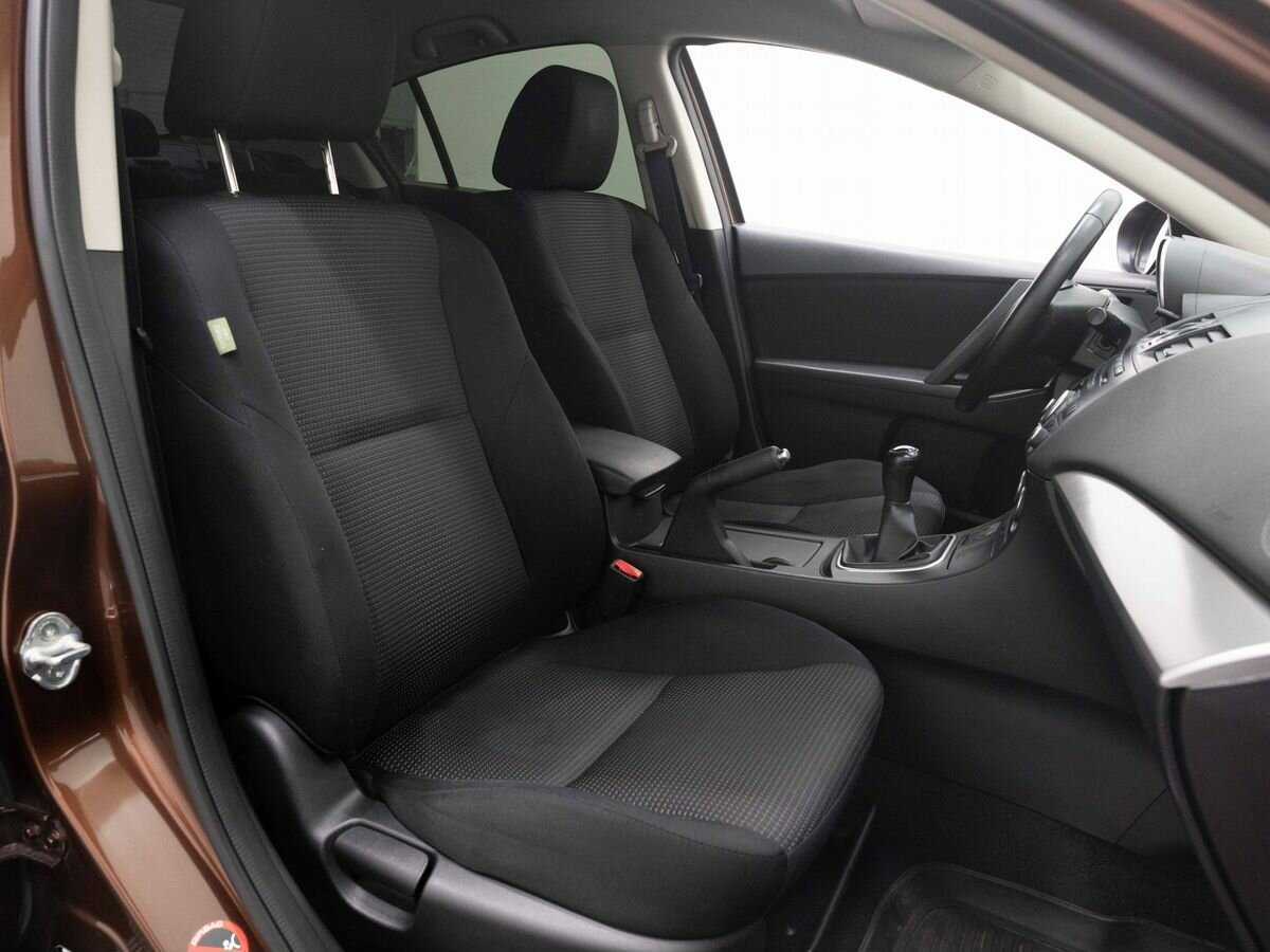 Mazda 3 2012 года с пробегом. Фото: #12