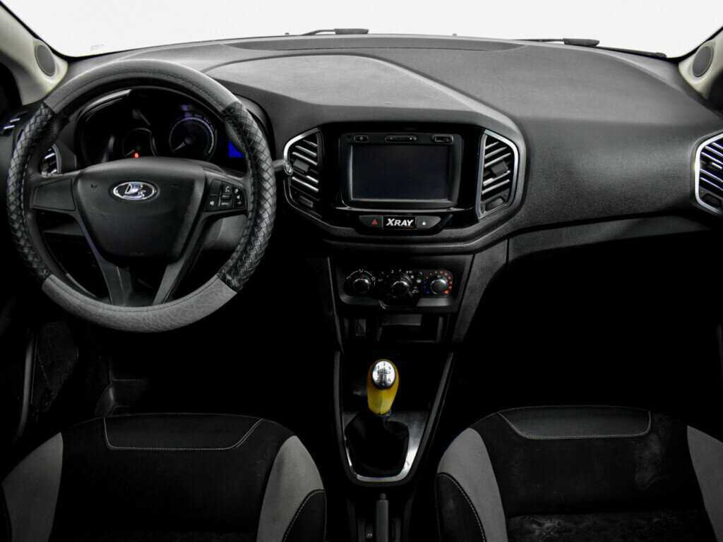 Lada (ВАЗ) XRAY 2016 года с пробегом. Фото: #11