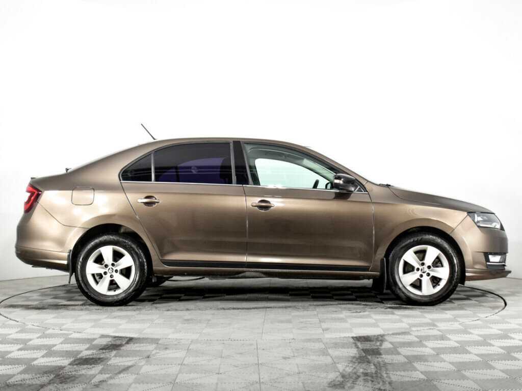 Skoda Rapid 2017 года с пробегом. Фото: #3