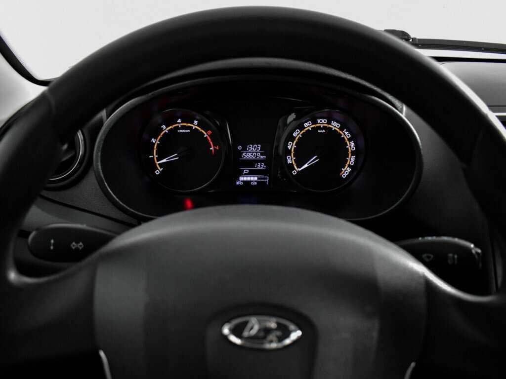 Lada (ВАЗ) Granta 2019 года с пробегом. Фото: #12