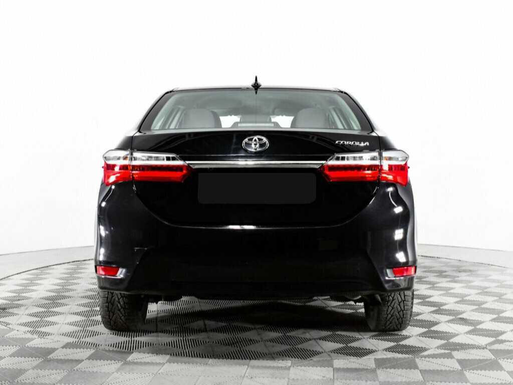 Toyota Corolla 2018 года с пробегом. Фото: #5