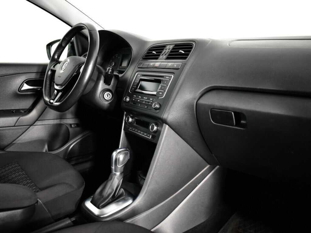 Volkswagen Polo 2015 года с пробегом. Фото: #8