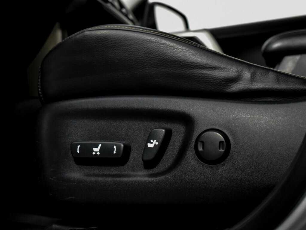 Toyota RAV4 2013 года с пробегом. Фото: #8