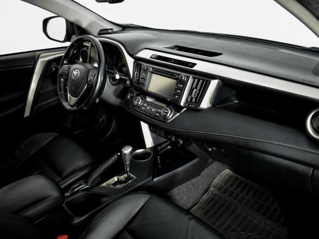 Toyota RAV4 2013 года с пробегом. Фото: #11