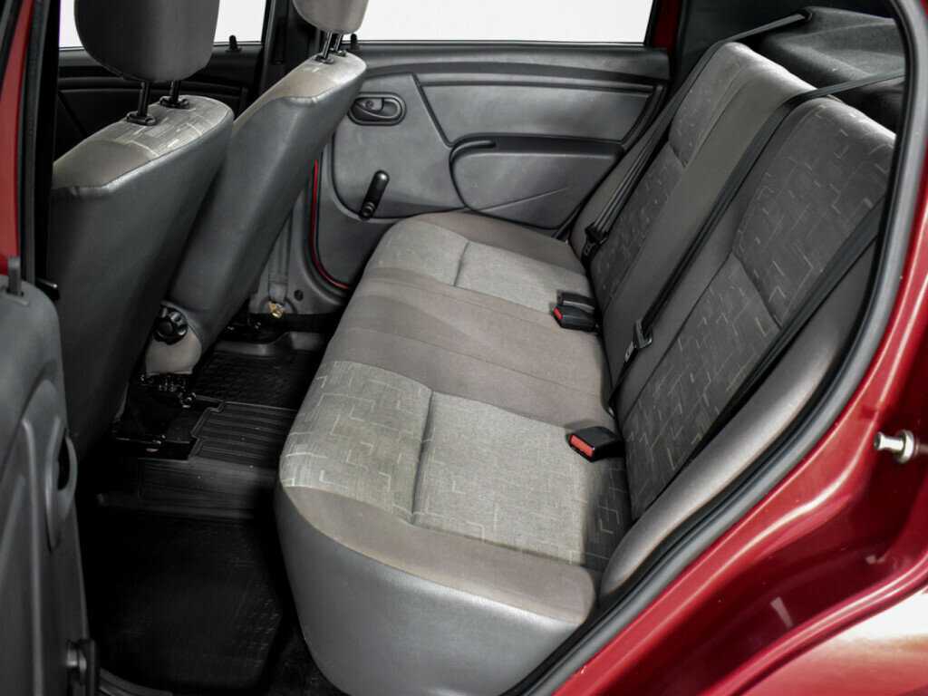 Renault Logan 2013 года с пробегом. Фото: #7