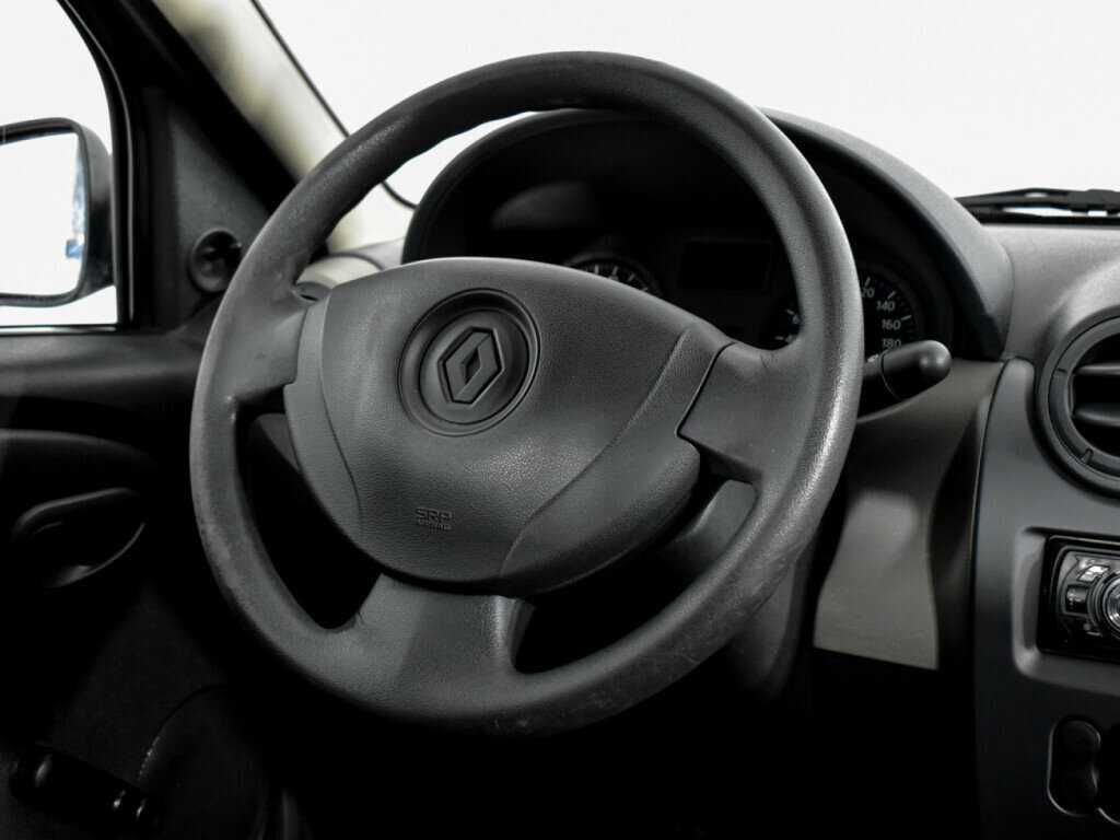 Renault Logan 2013 года с пробегом. Фото: #12