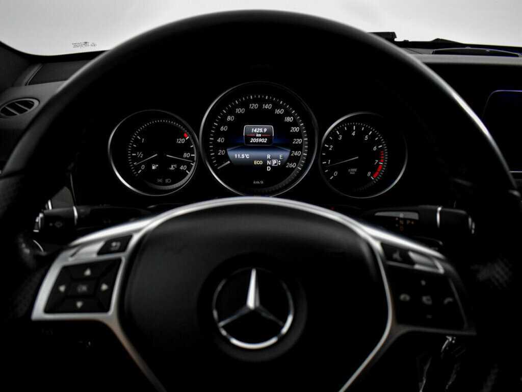 Mercedes-Benz E-Класс 2015 года с пробегом. Фото: #20