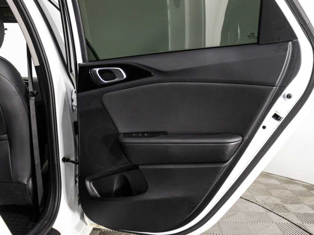 Kia Ceed 2020 года с пробегом. Фото: #20