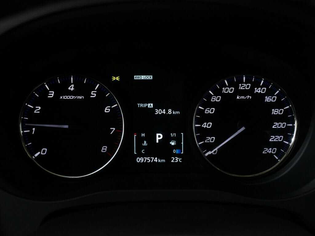 Mitsubishi Outlander 2013 года с пробегом. Фото: #11