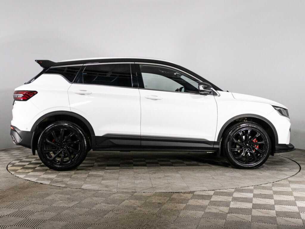 Geely Coolray 2022 года с пробегом. Фото: #3