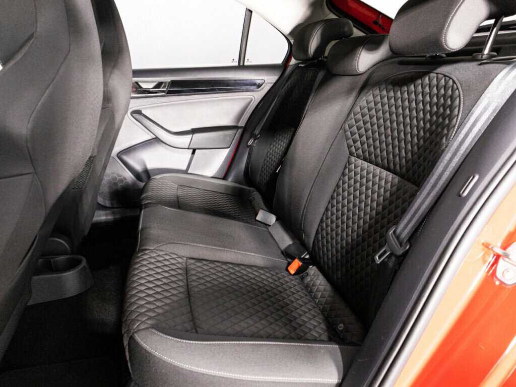 Skoda Rapid 2018 года с пробегом. Фото: #9