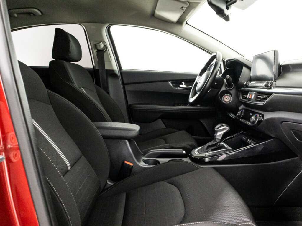 Kia Cerato 2019 года с пробегом. Фото: #20