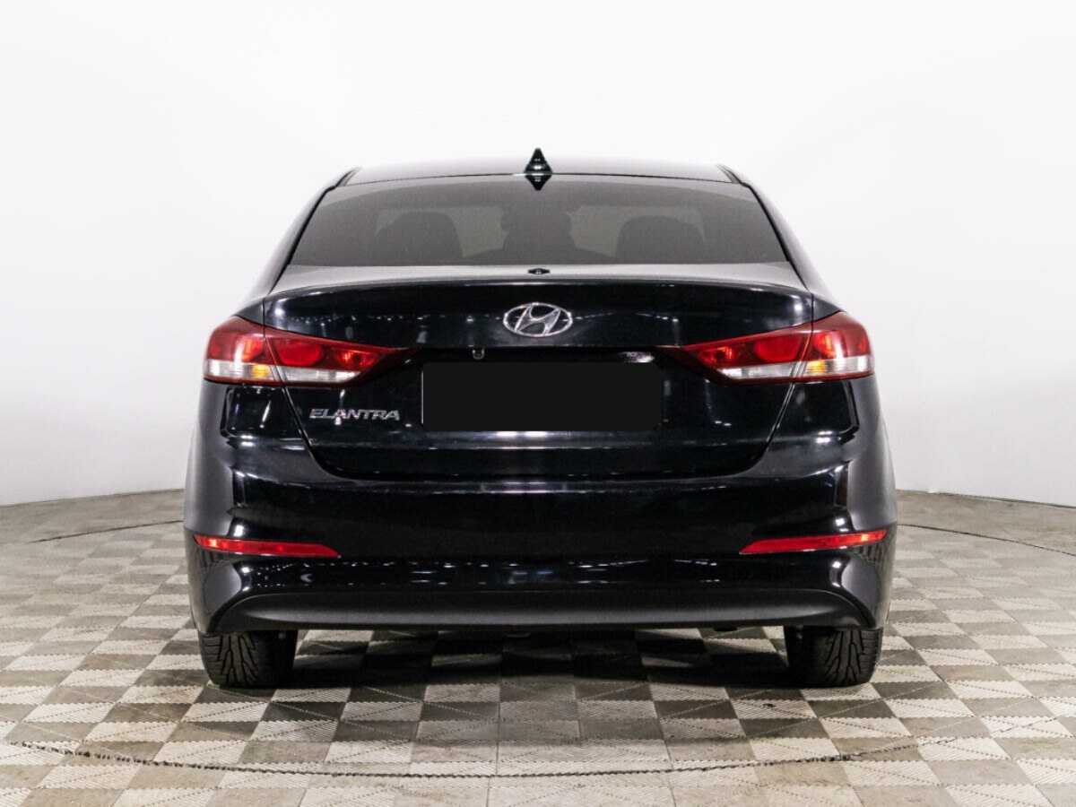 Hyundai Elantra 2017 года с пробегом. Фото: #5