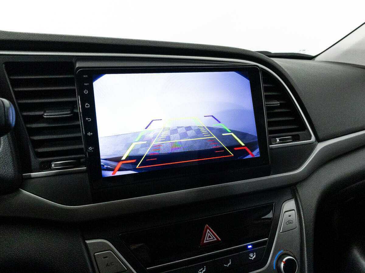 Hyundai Elantra 2017 года с пробегом. Фото: #15