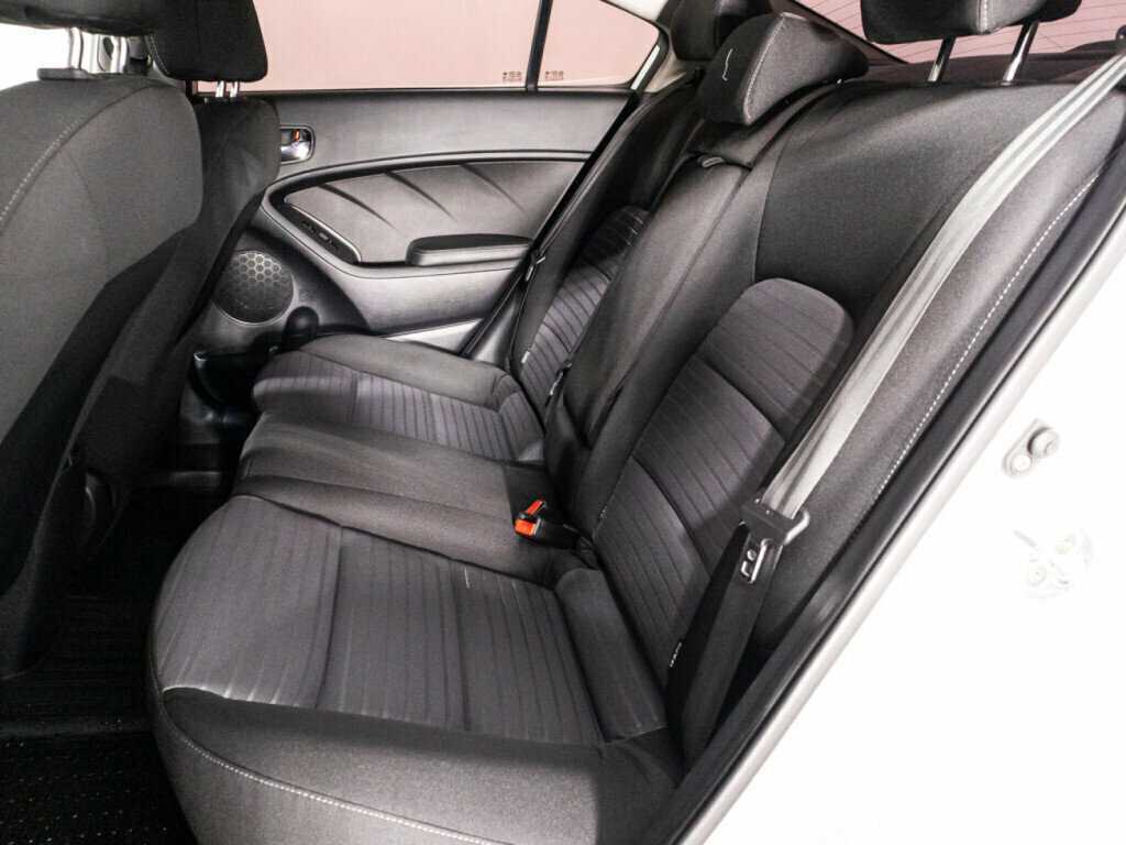 Kia Cerato 2017 года с пробегом. Фото: #8