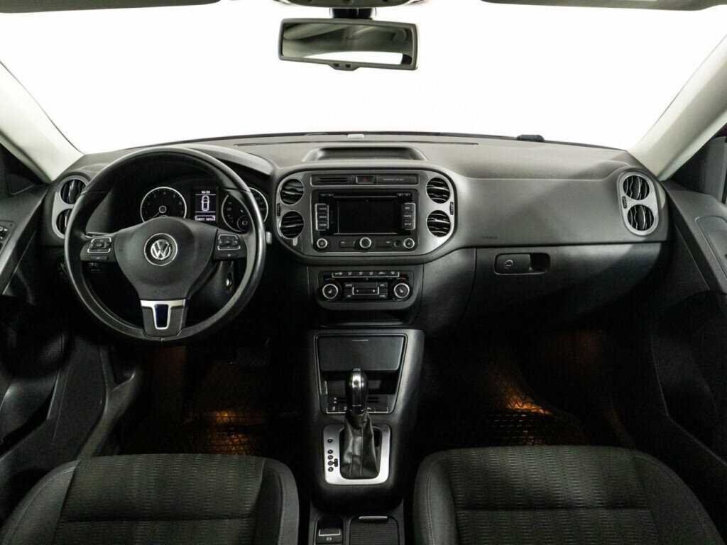 Volkswagen Tiguan 2012 года с пробегом. Фото: #12