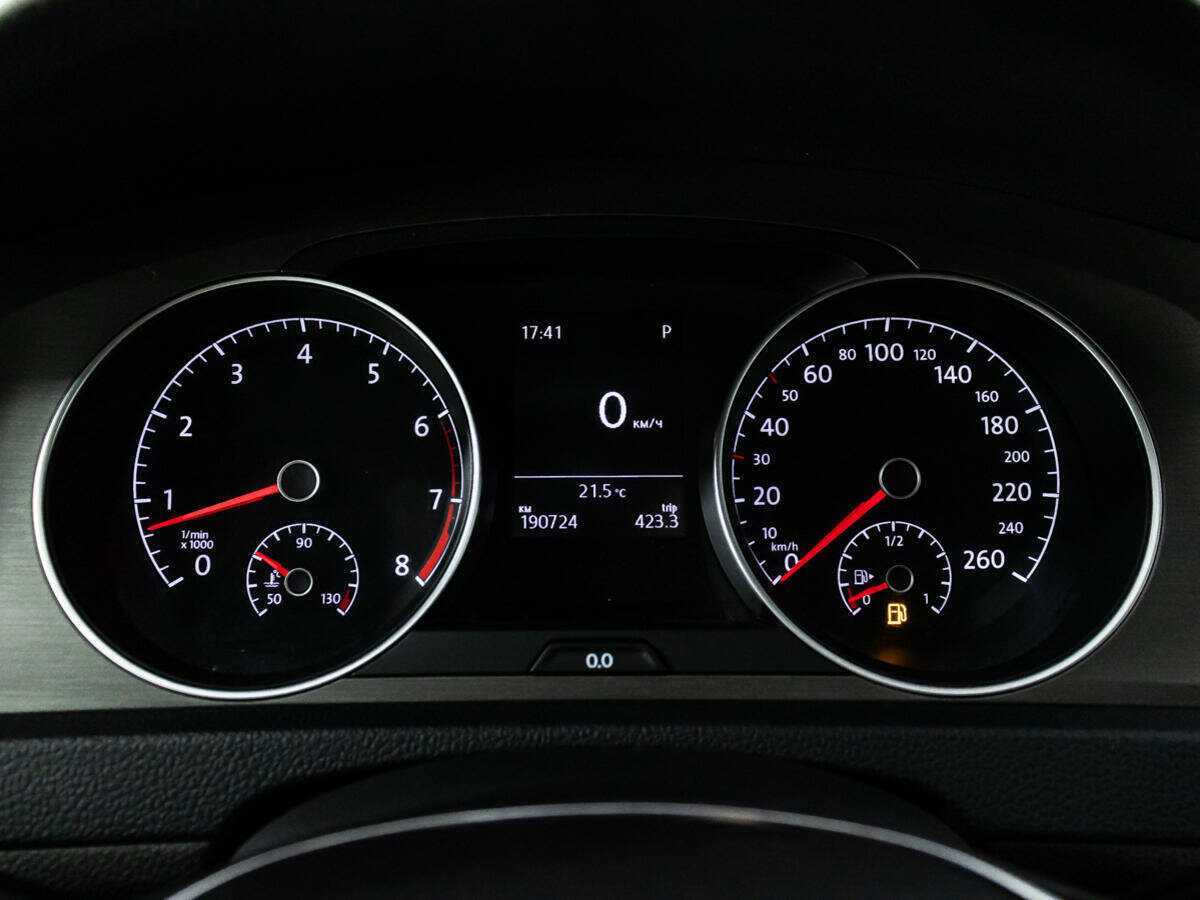 Volkswagen Golf 2012 года с пробегом. Фото: #11