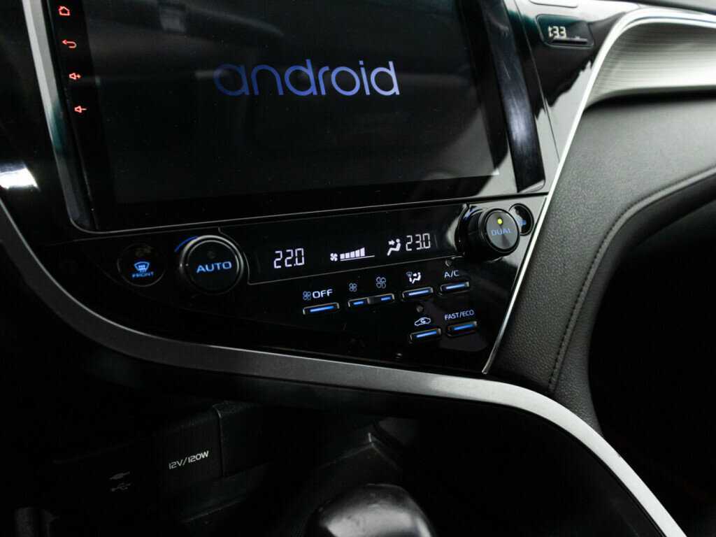 Toyota Camry 2018 года с пробегом. Фото: #15