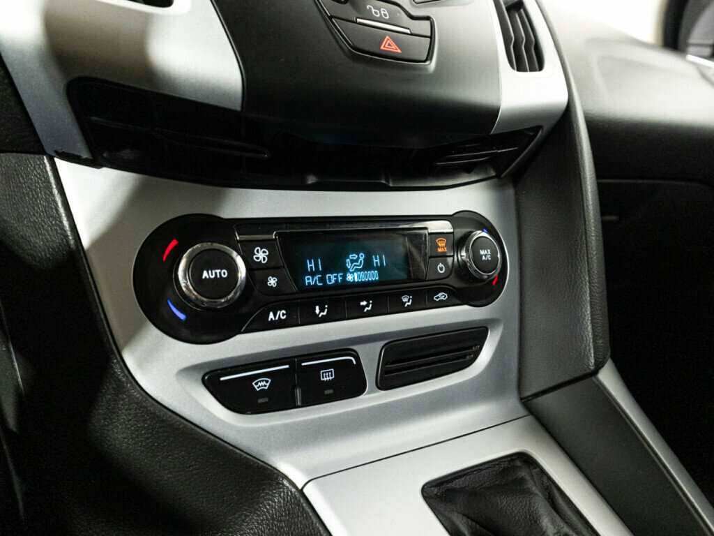 Ford Focus 2014 года с пробегом. Фото: #14