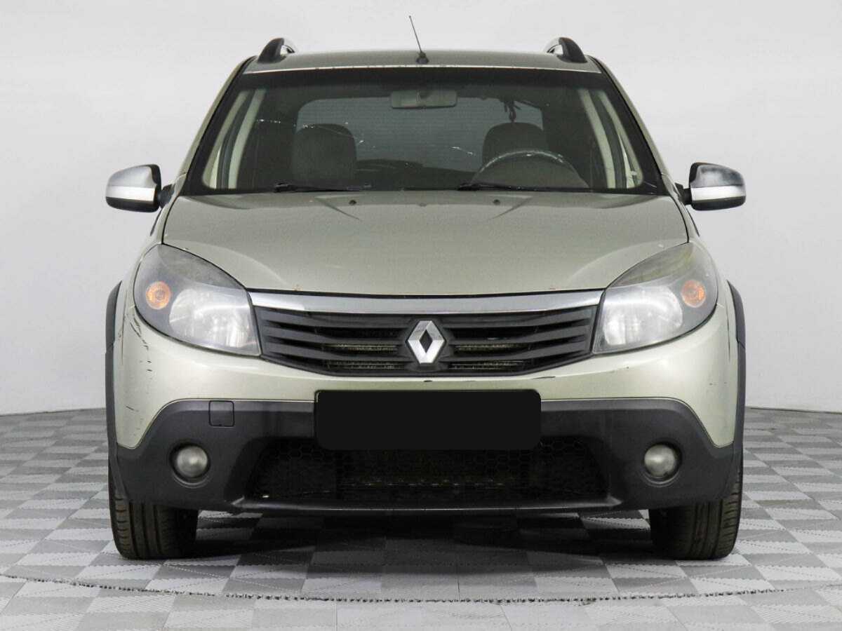 Renault Sandero 2012 года с пробегом. Фото: #1