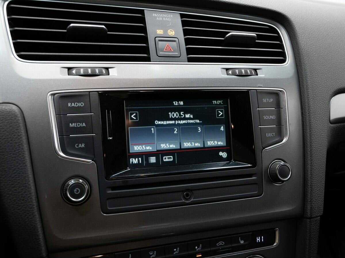 Volkswagen Golf 2013 года с пробегом. Фото: #19