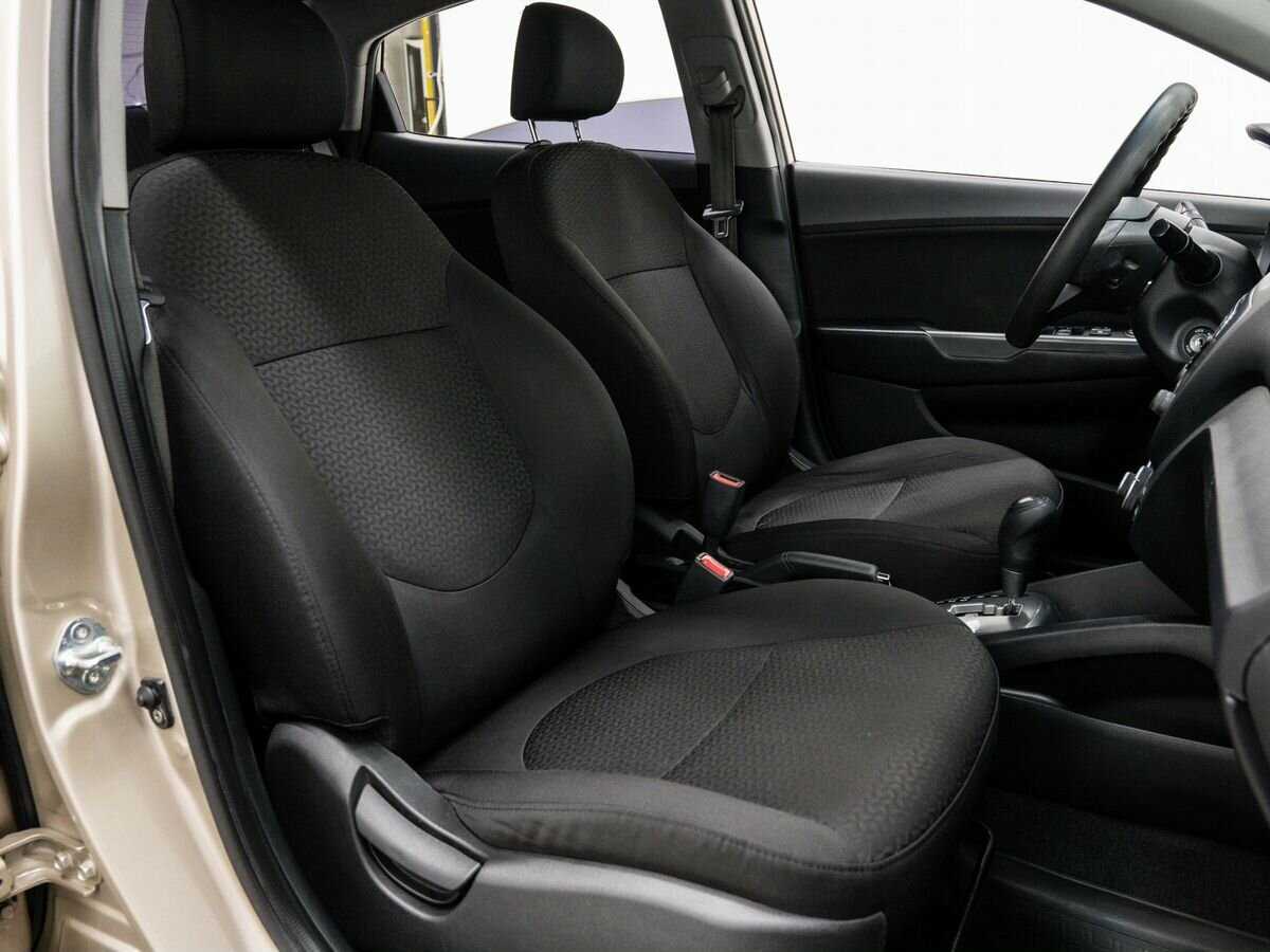 Kia Rio 2012 года с пробегом. Фото: #7