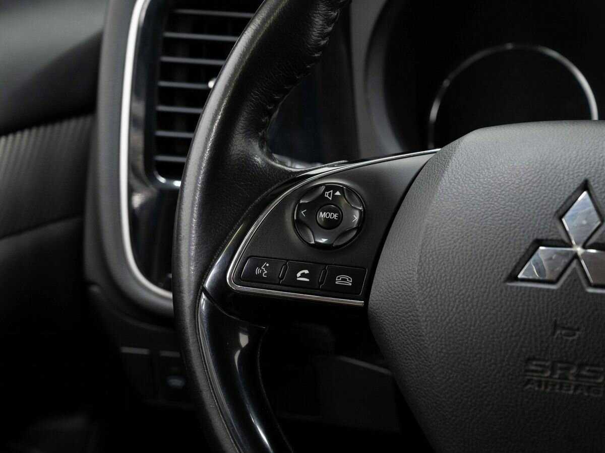 Mitsubishi Outlander 2015 года с пробегом. Фото: #16