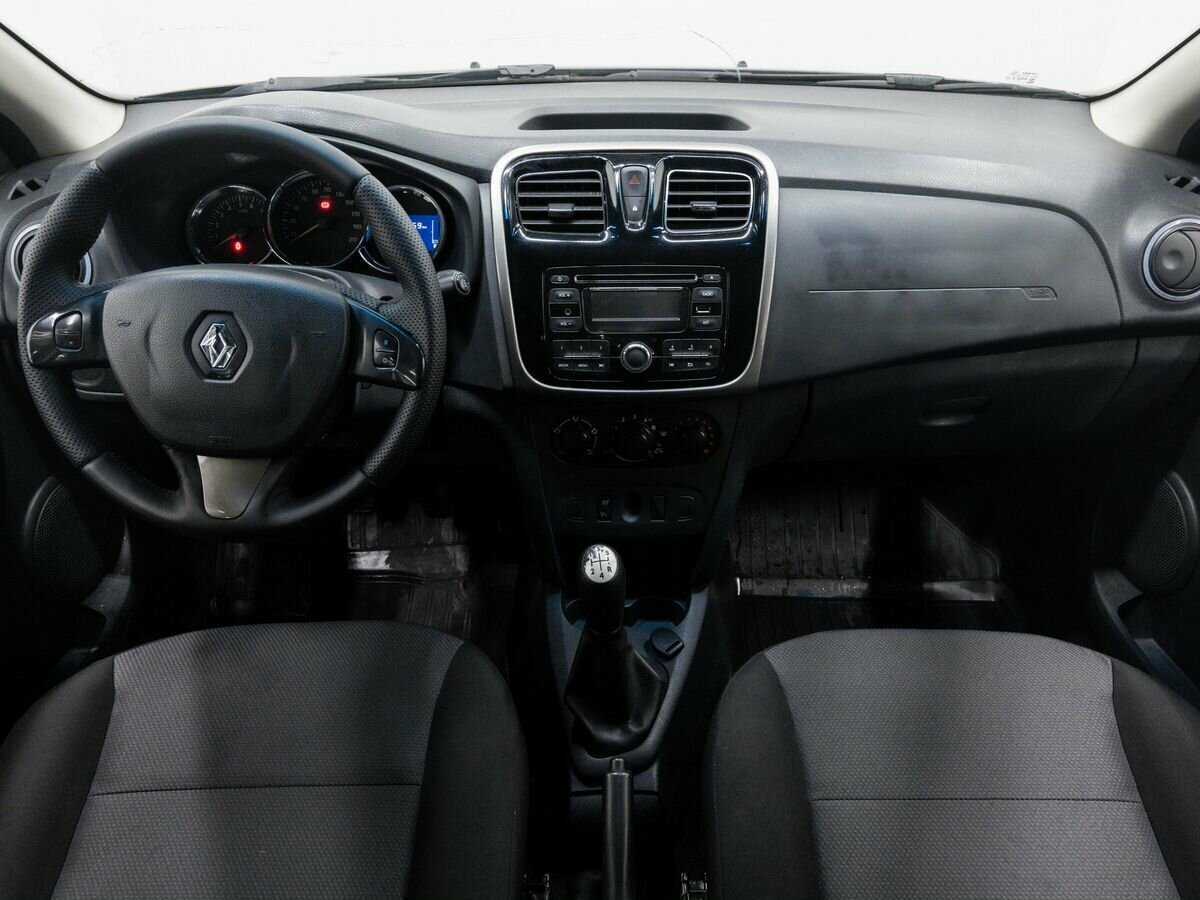 Renault Sandero 2016 года с пробегом. Фото: #8