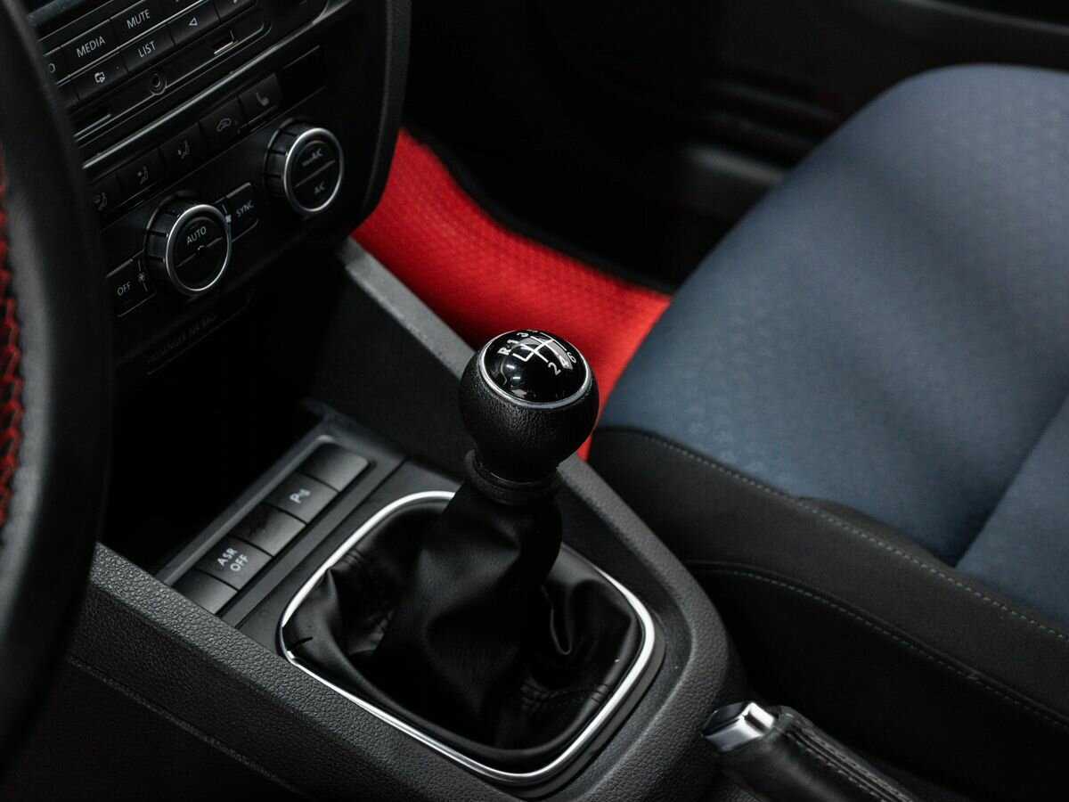 Volkswagen Jetta 2013 года с пробегом. Фото: #16