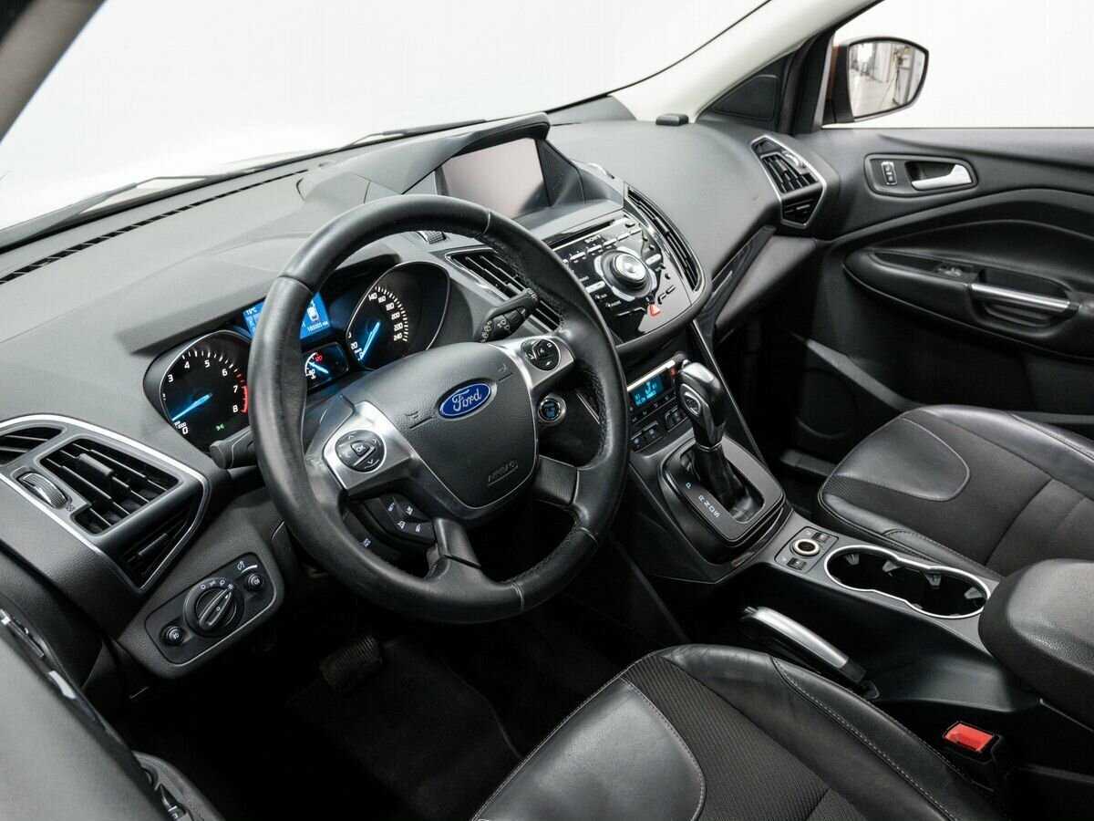 Ford Kuga 2015 года с пробегом. Фото: #13