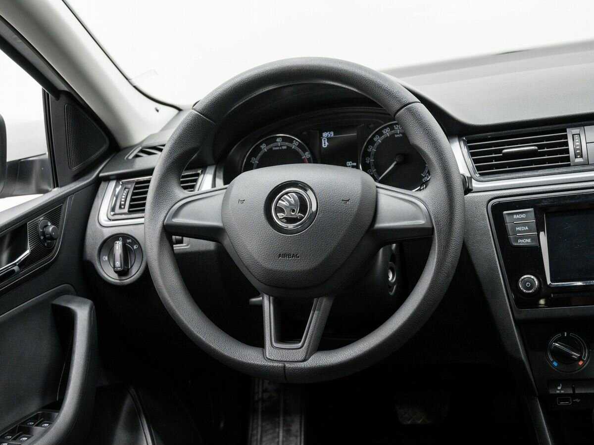 Skoda Rapid 2019 года с пробегом. Фото: #11