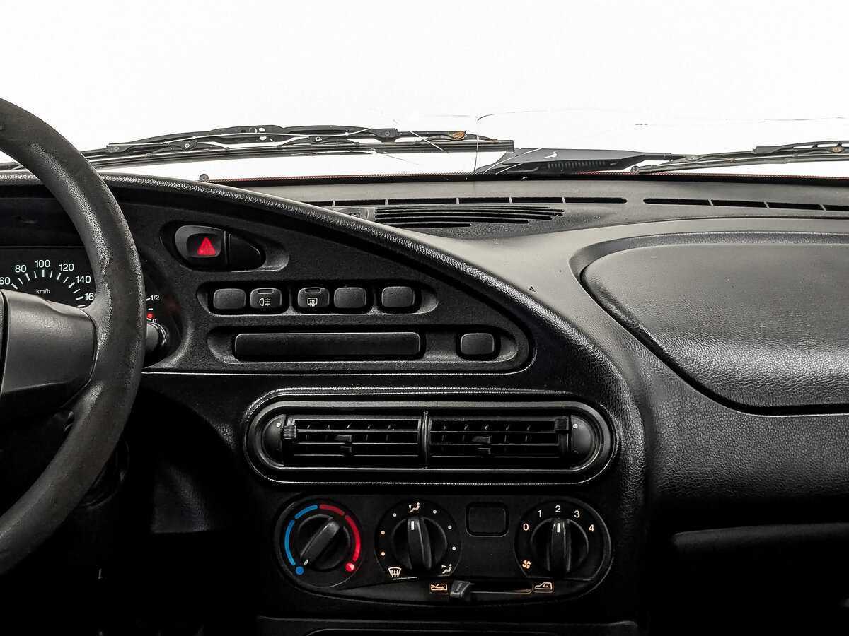 Chevrolet Niva 2015 года с пробегом. Фото: #15