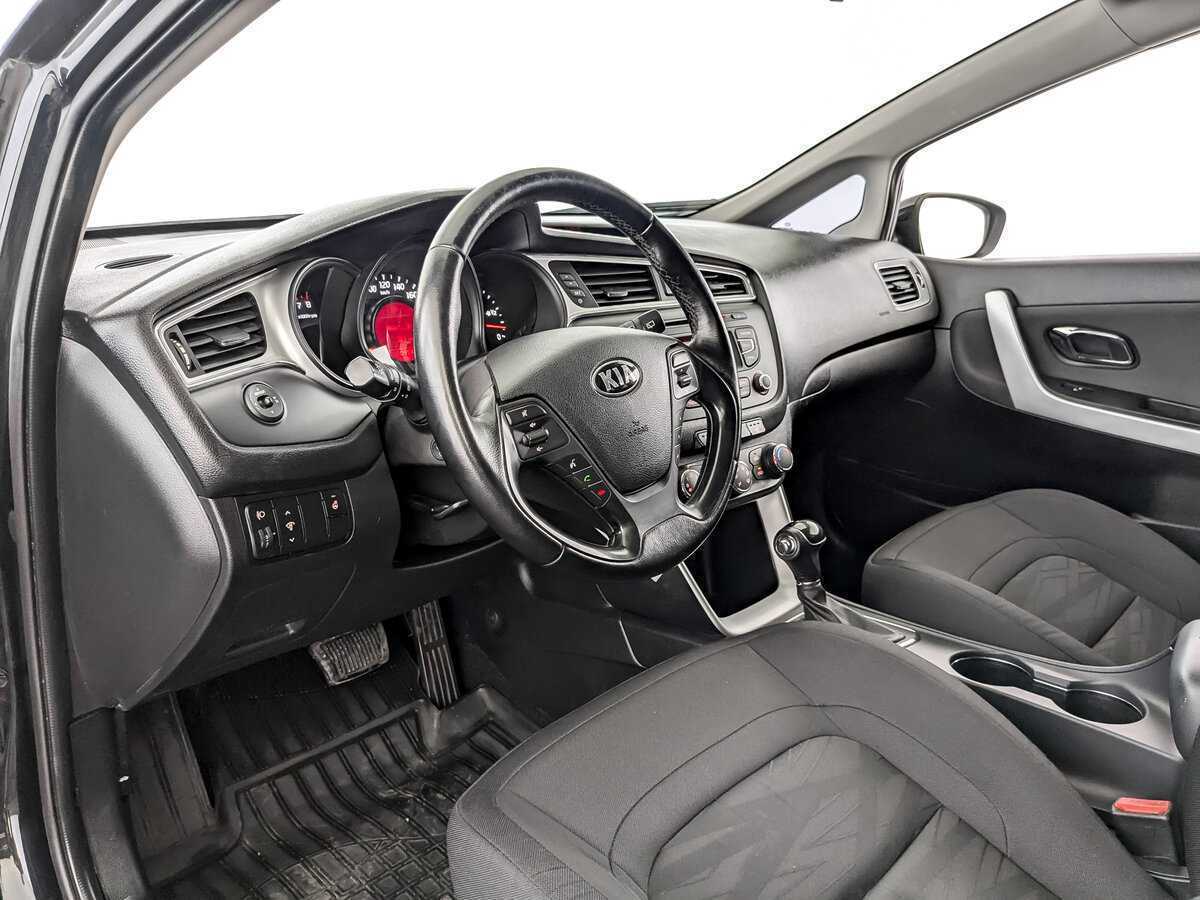 Kia Ceed 2017 года с пробегом. Фото: #17