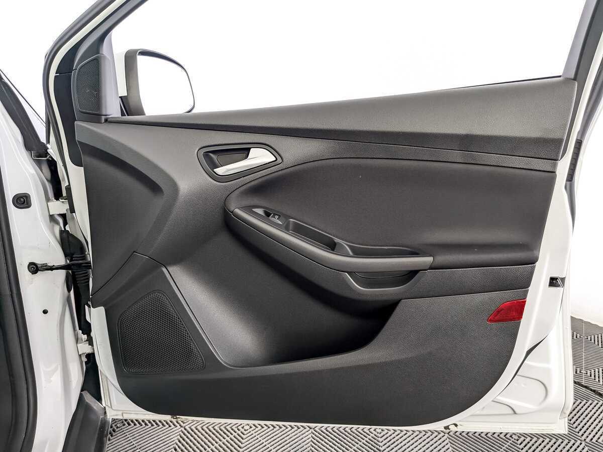 Ford Focus 2018 года с пробегом. Фото: #23