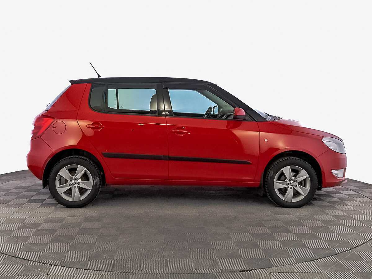 Skoda Fabia 2013 года с пробегом. Фото: #3