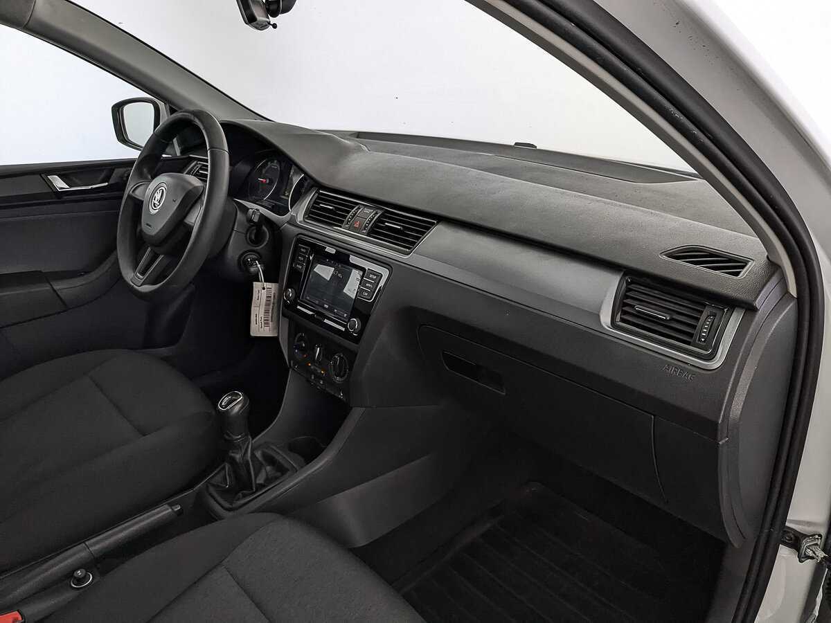 Skoda Rapid 2017 года с пробегом. Фото: #11