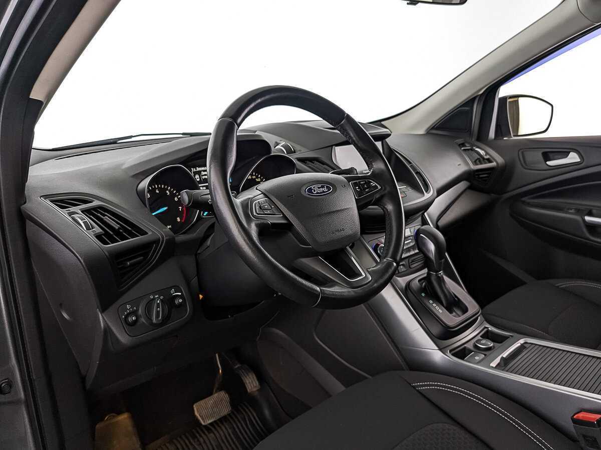 Ford Kuga 2018 года с пробегом. Фото: #13