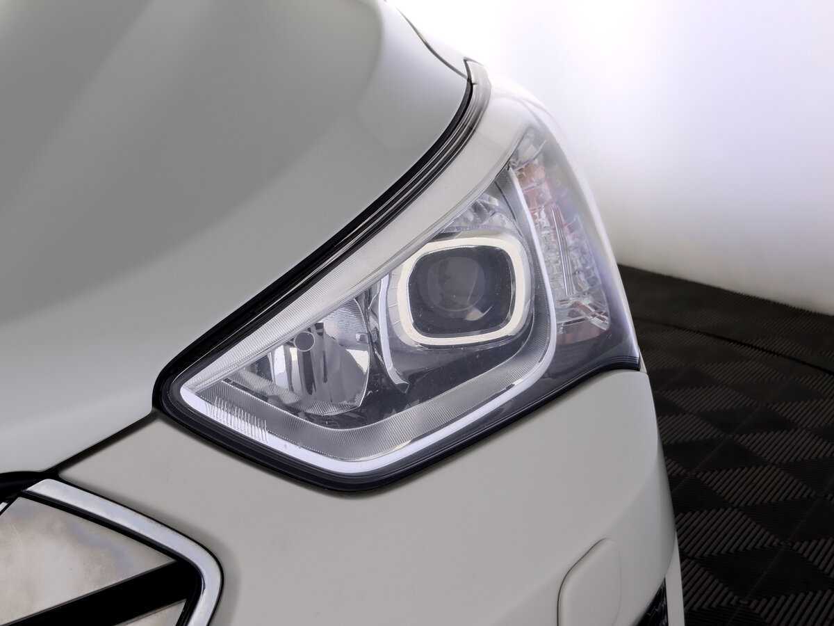 Hyundai Santa Fe 2013 года с пробегом. Фото: #16