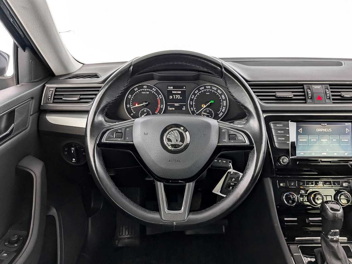 Skoda Superb 2019 года с пробегом. Фото: #20