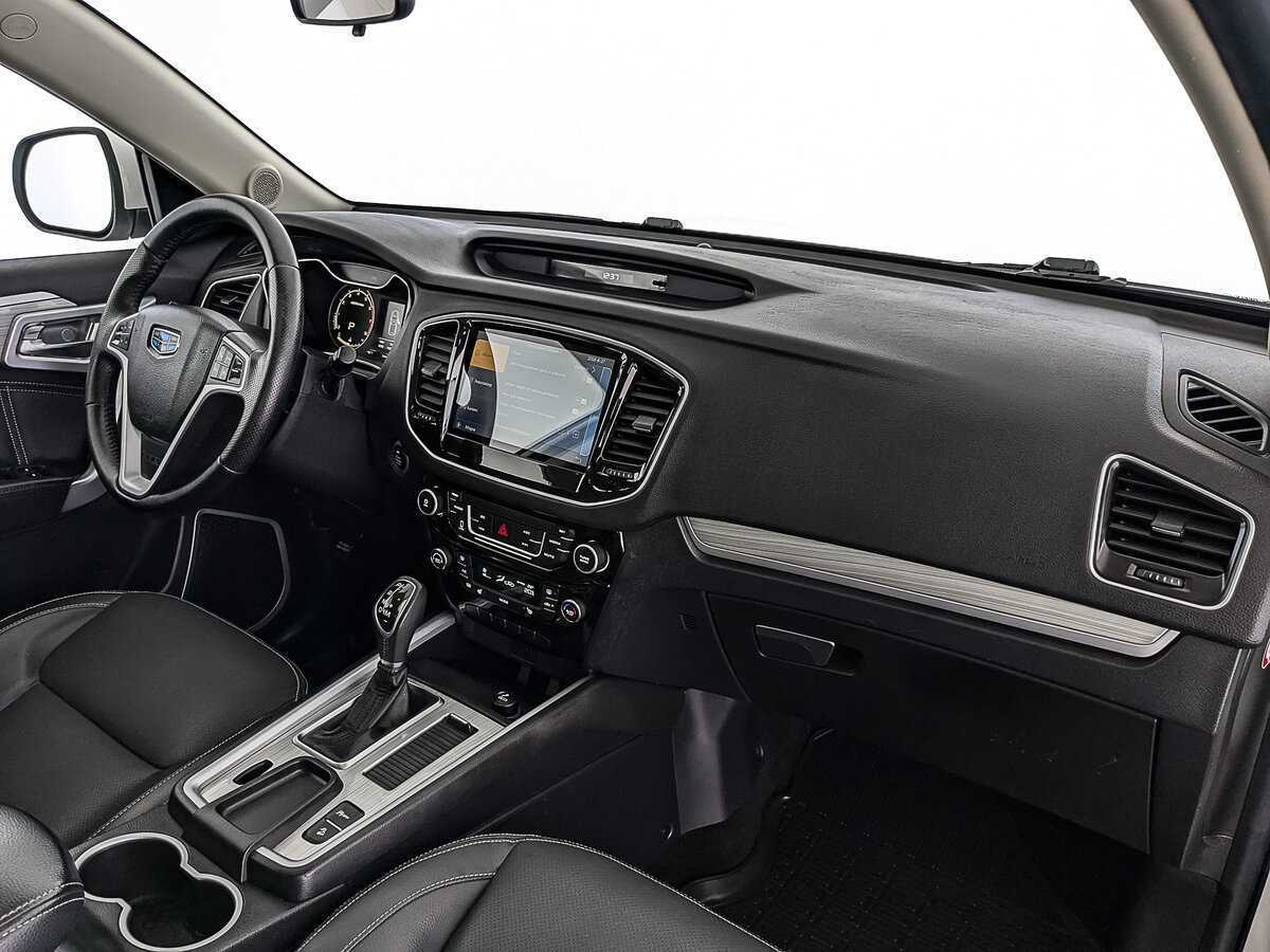 Geely Emgrand X7 2018 года с пробегом. Фото: #12