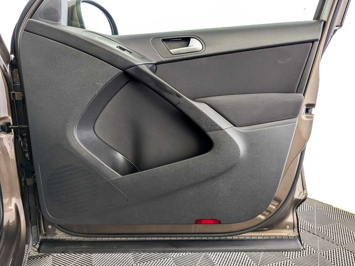 Volkswagen Tiguan 2016 года с пробегом. Фото: #23