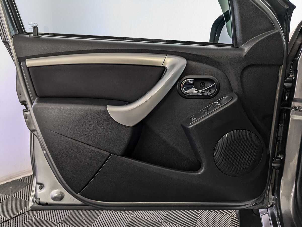 Nissan Terrano 2020 года с пробегом. Фото: #16