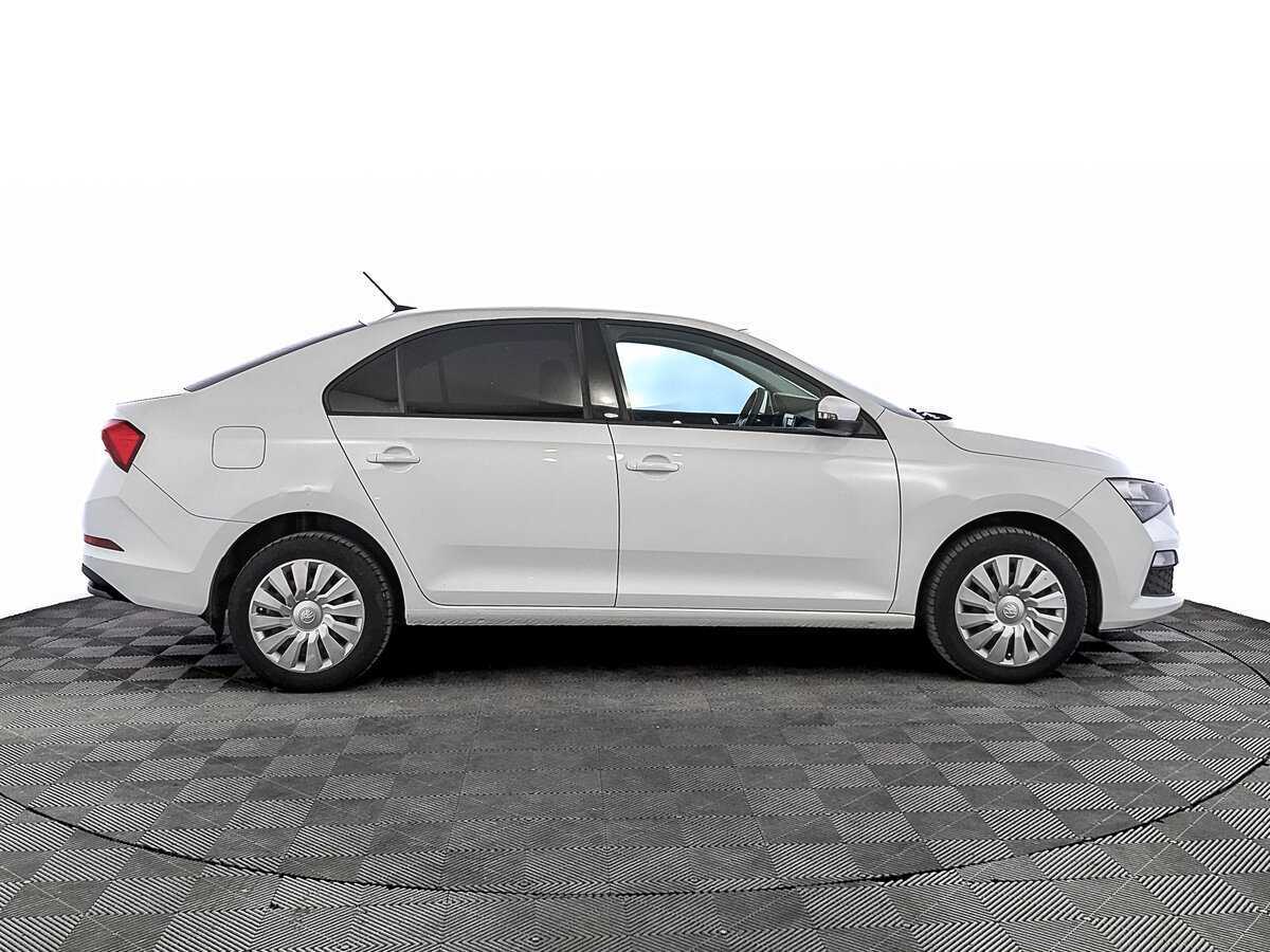 Skoda Rapid 2020 года с пробегом. Фото: #3