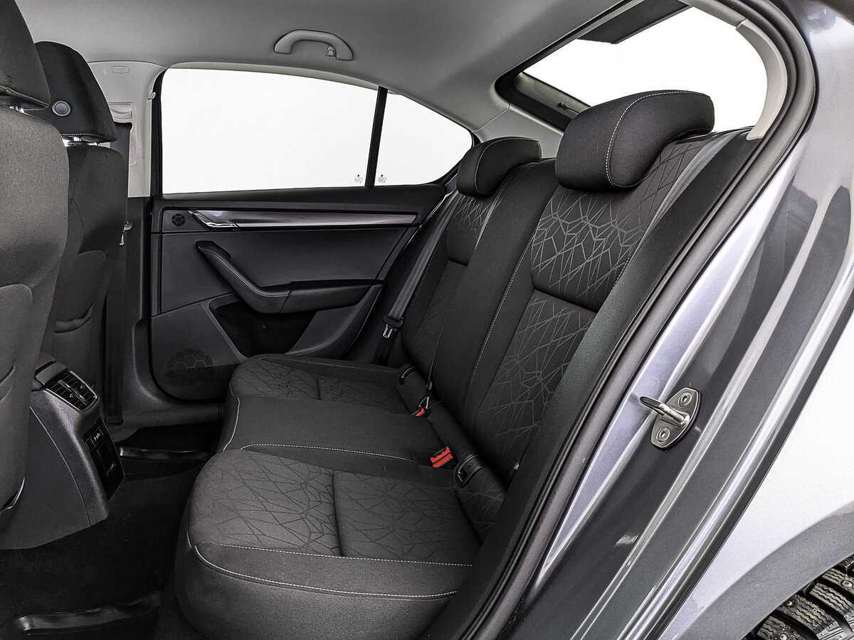 Skoda Octavia 2018 года с пробегом. Фото: #17