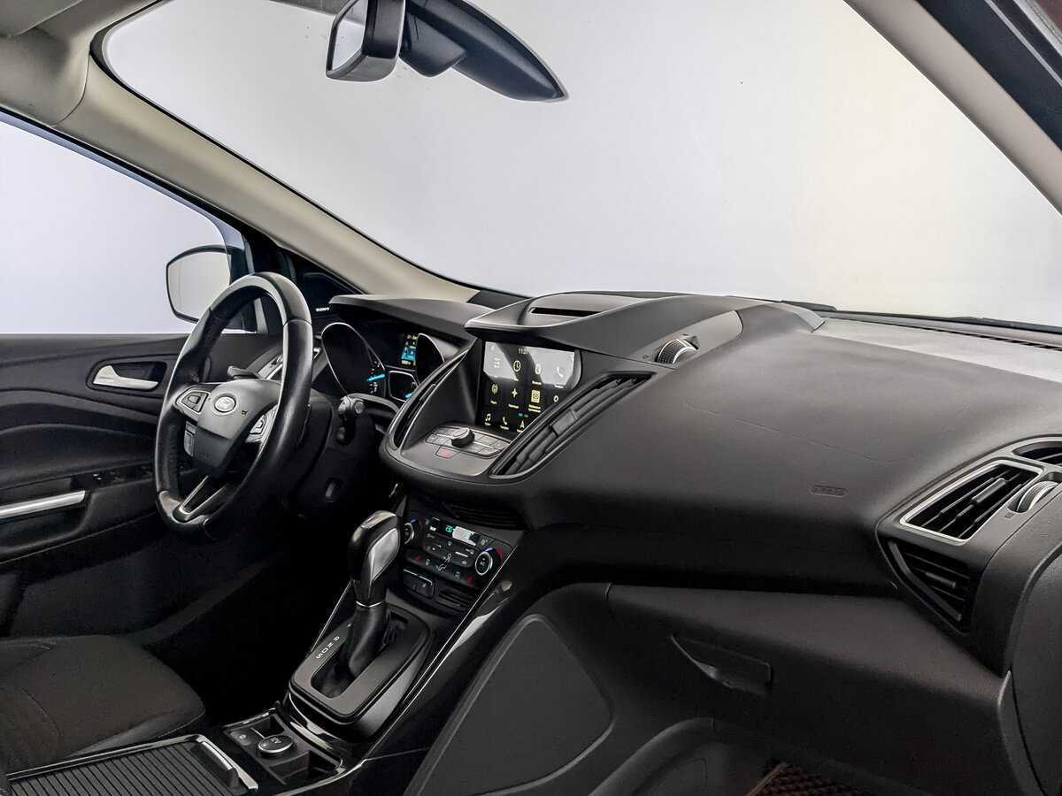 Ford Kuga 2018 года с пробегом. Фото: #10